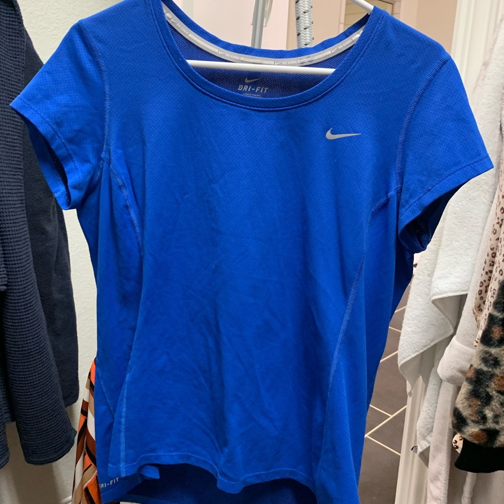 Nike Dri-Fit Athletic Top🌚